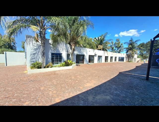 8,476M² OFFICE FOR SALE IN VEREENIGING INDUSTRIAL
